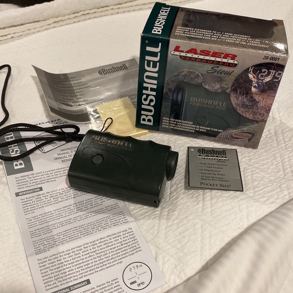 BUSHNELL LASER FAIRWAY FINDER TO DETECT HOW FAR THE FAIRWAY IS OR ANYTHI…